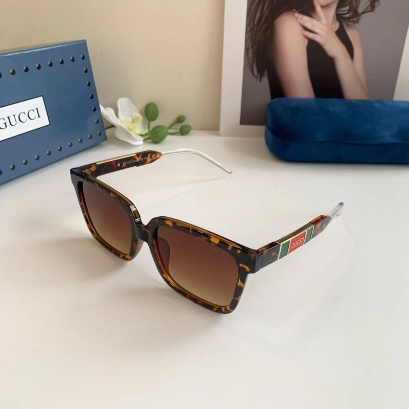 Gucci Sunglasses Packable 279611