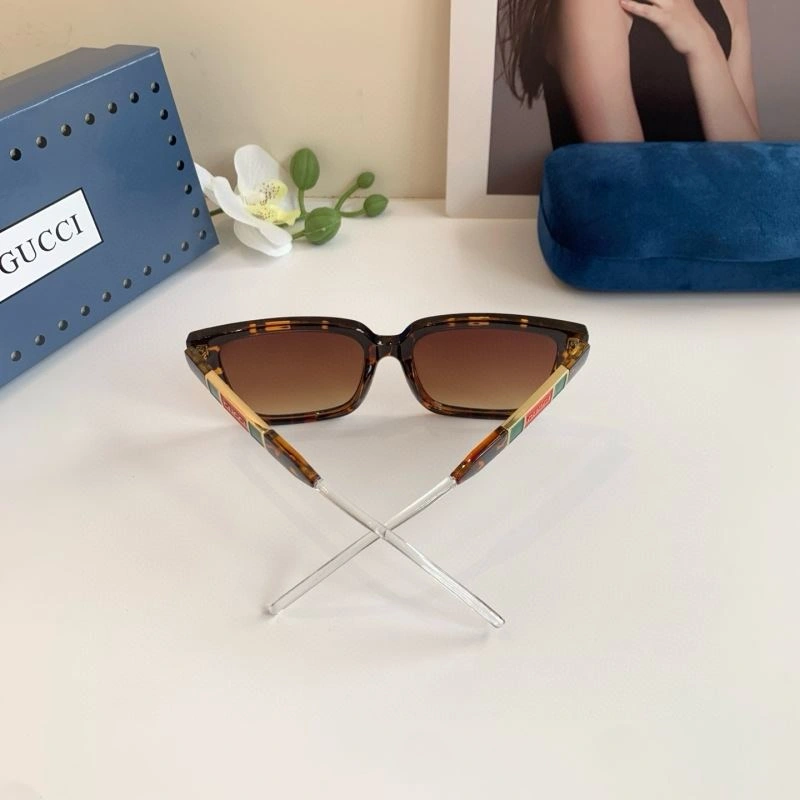 Gucci Sunglasses Packable 279611