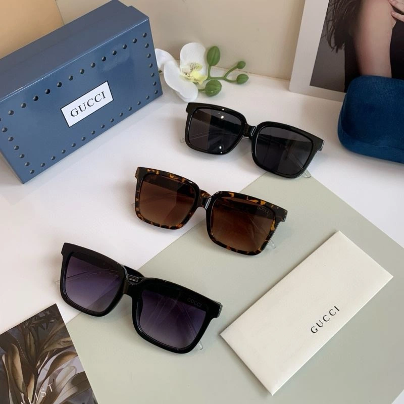Gucci Sunglasses Packable 279611