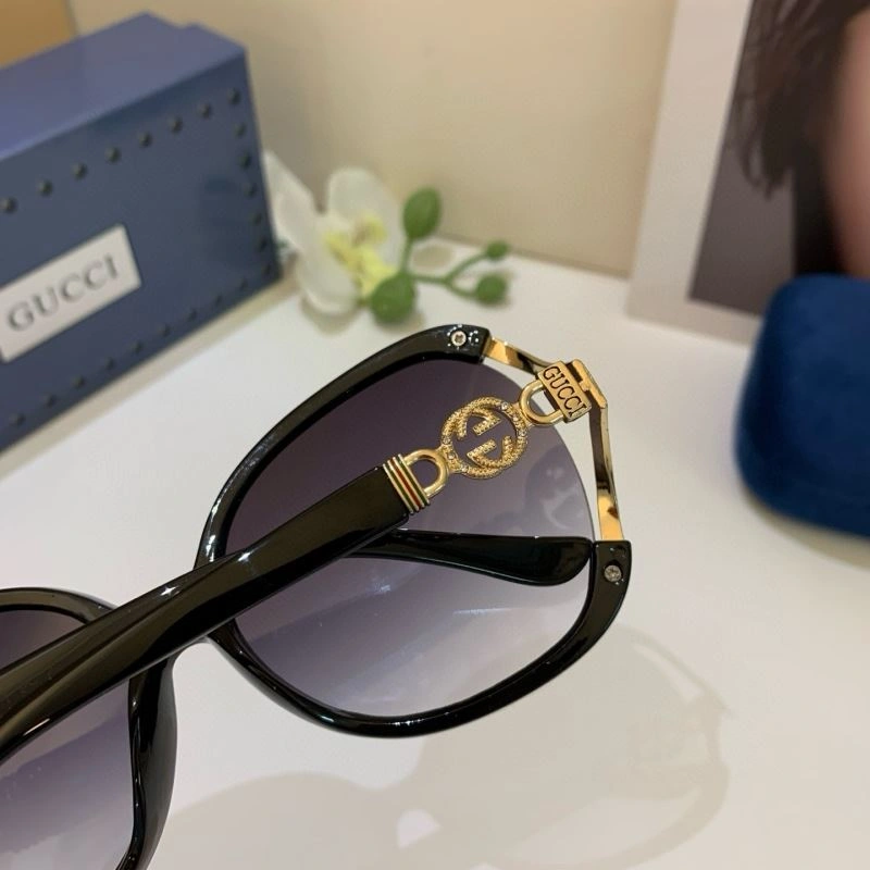 Youthful Gucci Sunglasses 279592
