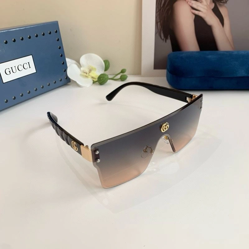 Sustainable Gucci Sunglasses 279591