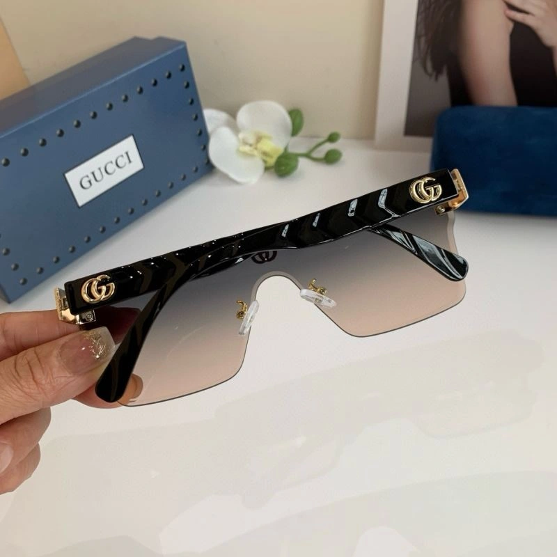Sustainable Gucci Sunglasses 279591