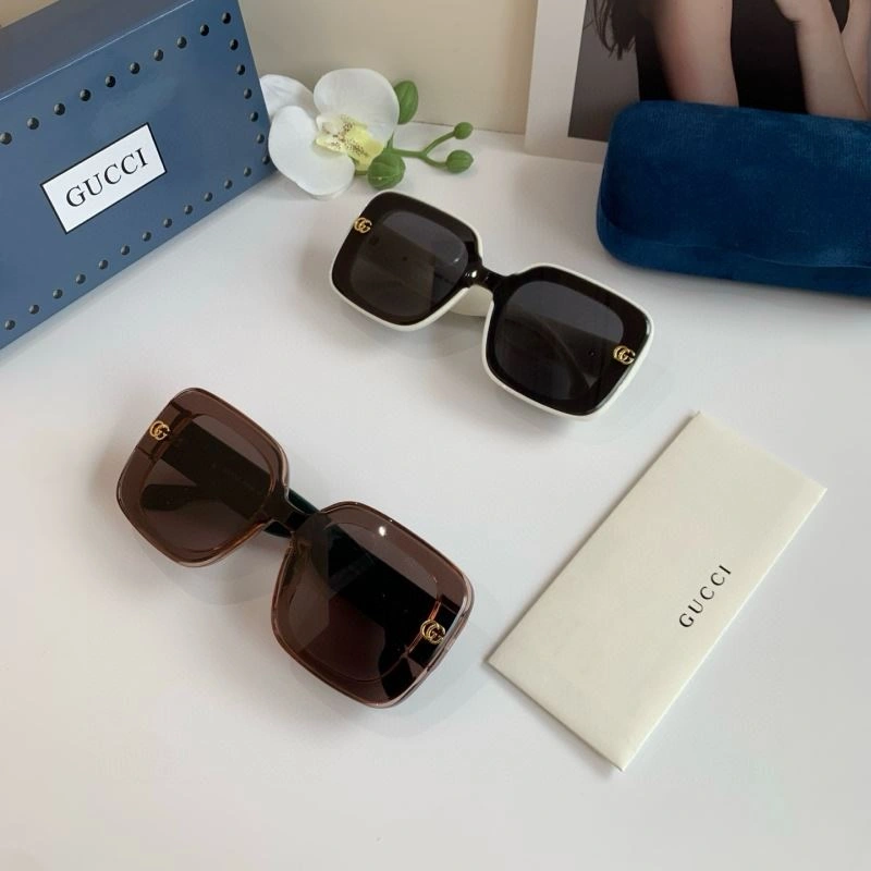 Trendsetting Gucci Sunglasses 279602