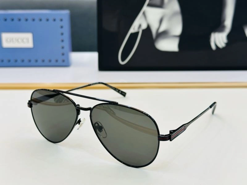 Gucci Sunglasses Modern 279607