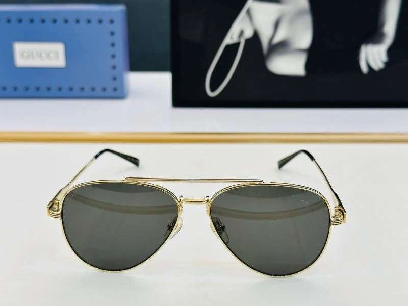 Gucci Sunglasses Modern 279607