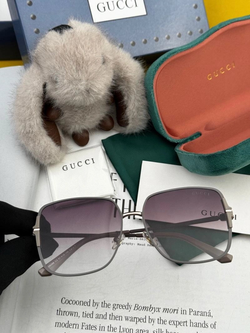 Neat Gucci Sunglasses 279608