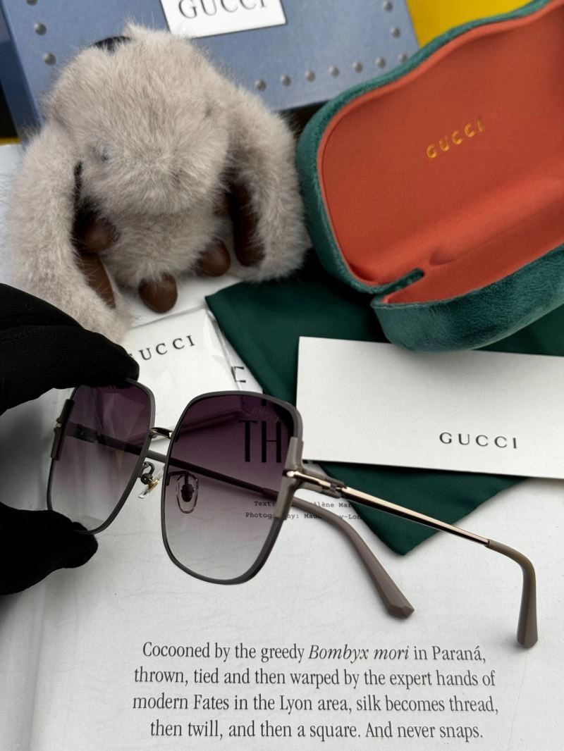 Neat Gucci Sunglasses 279608