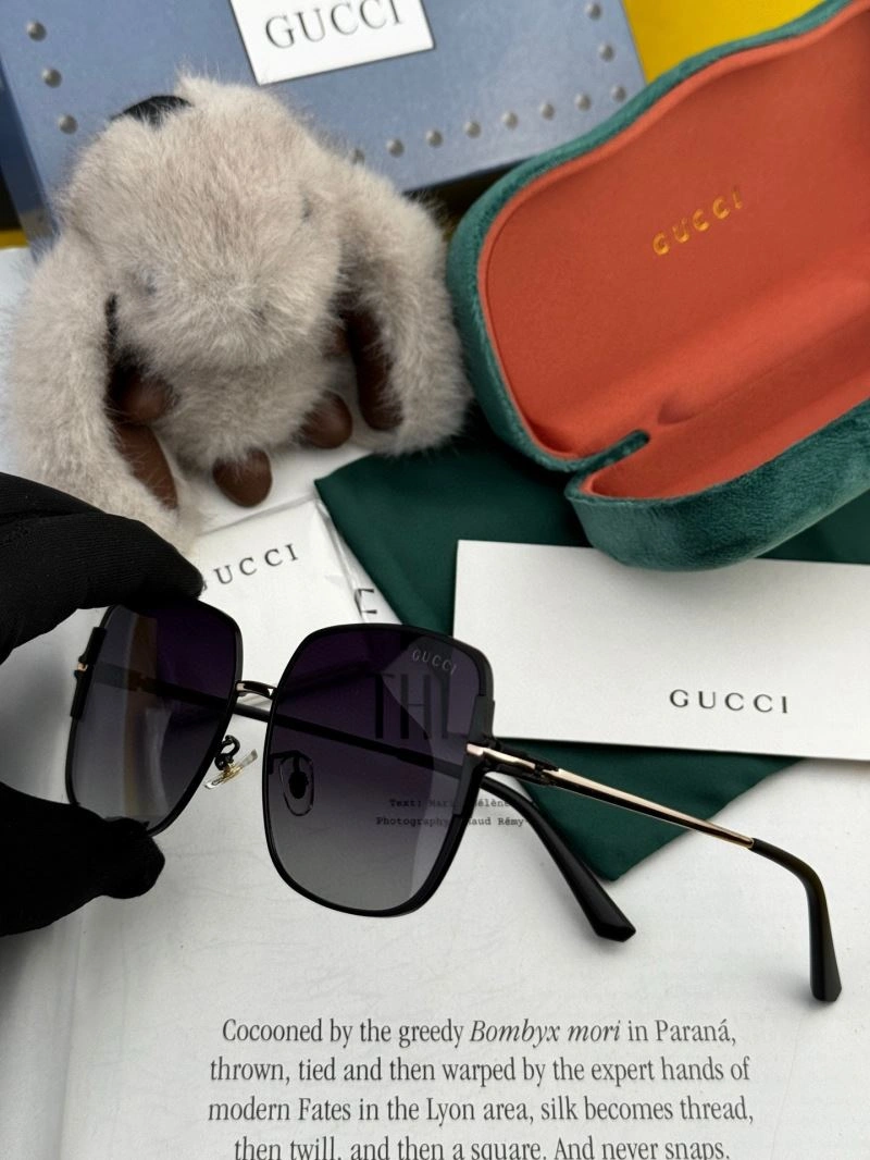 Neat Gucci Sunglasses 279608