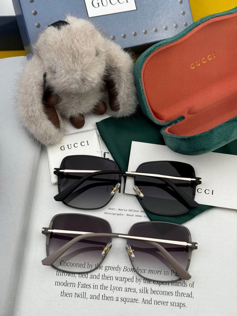 Neat Gucci Sunglasses 279608