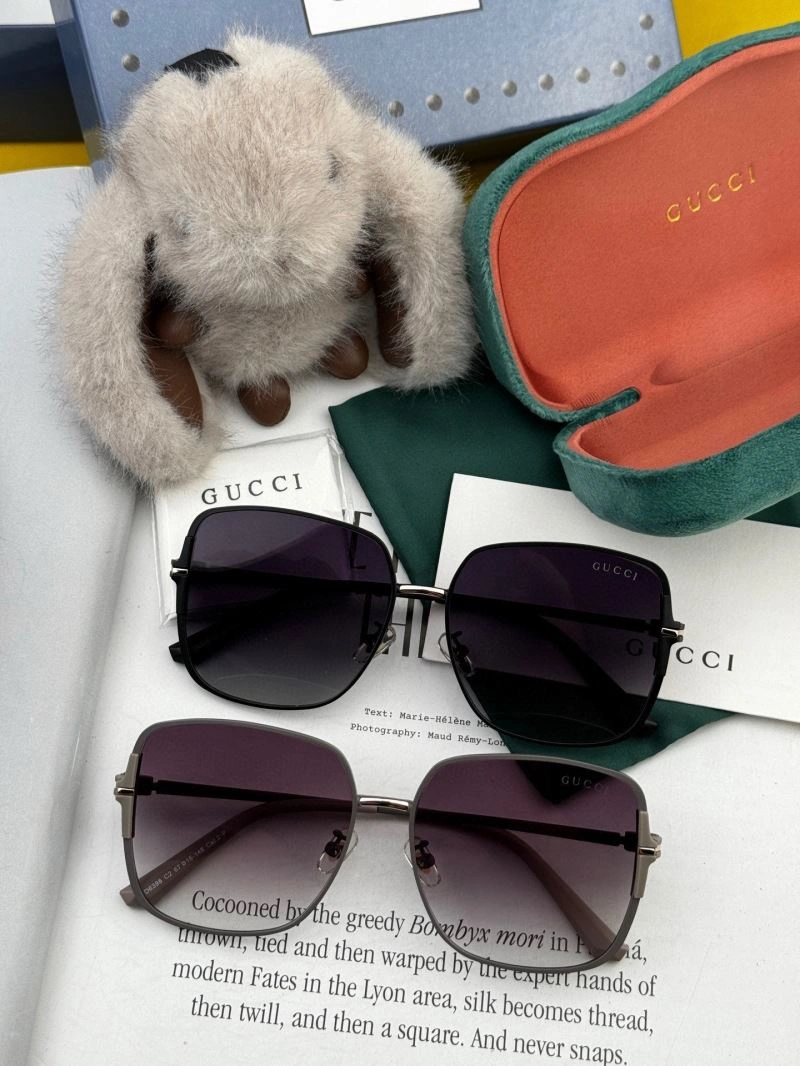 Neat Gucci Sunglasses 279608