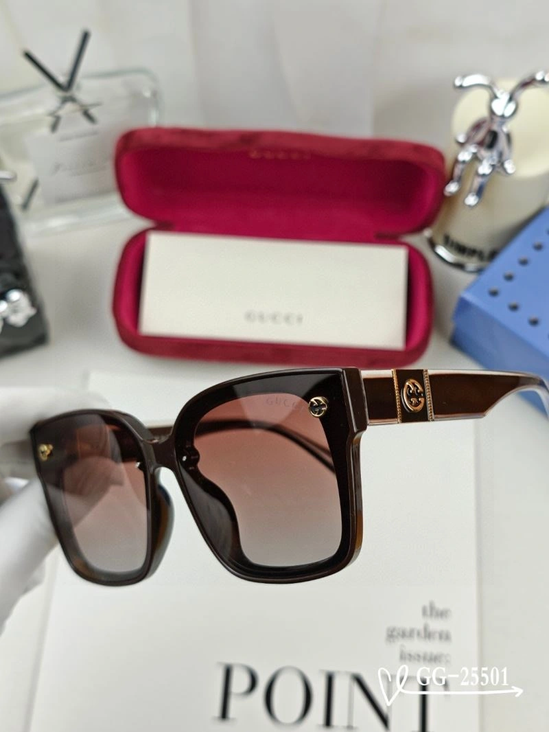 FashionForward Gucci Sunglasses 279593