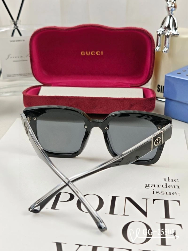 FashionForward Gucci Sunglasses 279593