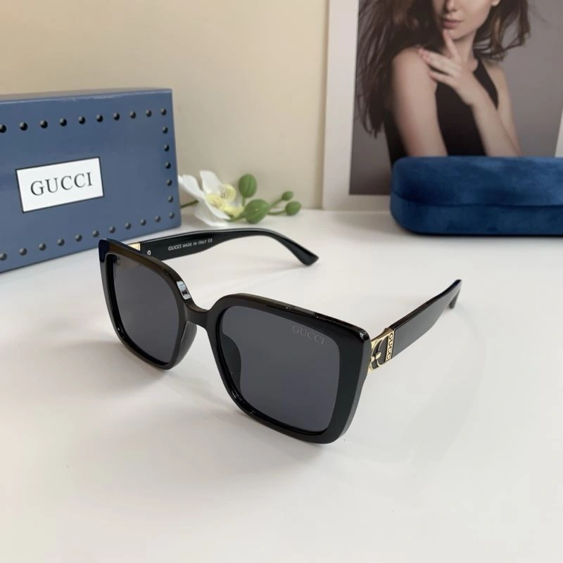 Gucci Sunglasses Practical 279589
