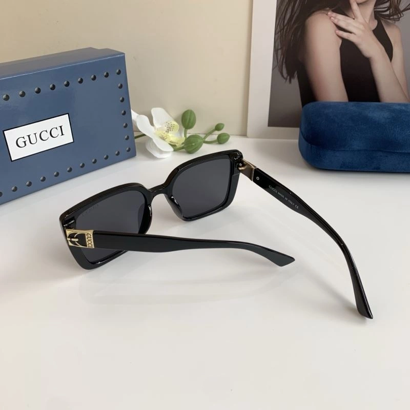 Gucci Sunglasses Practical 279589