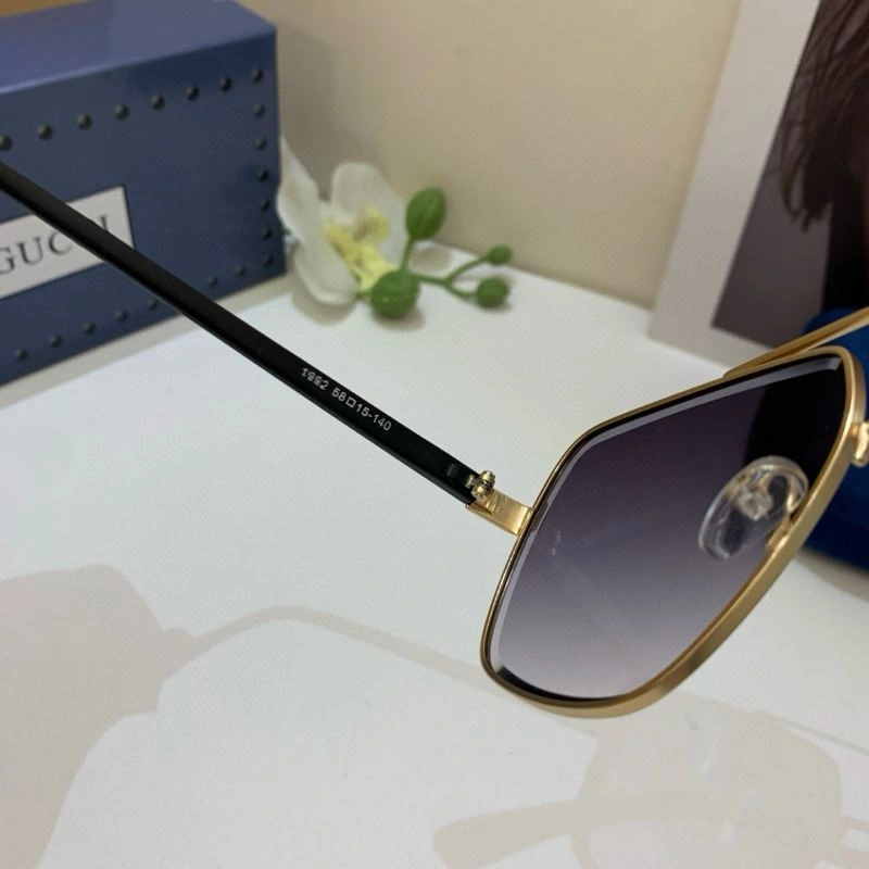 Supportive Gucci Sunglasses 279597