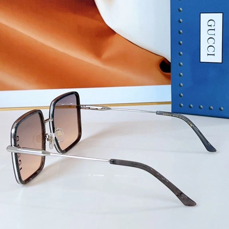 Gucci Sunglasses SportInspired 279586