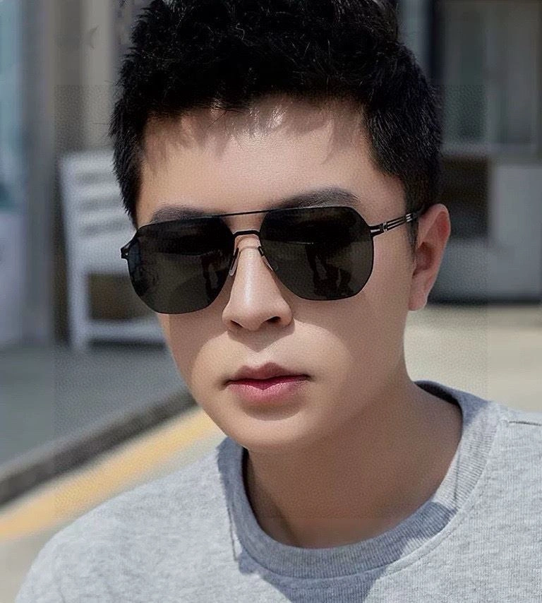 FashionForward Gucci Sunglasses 279584
