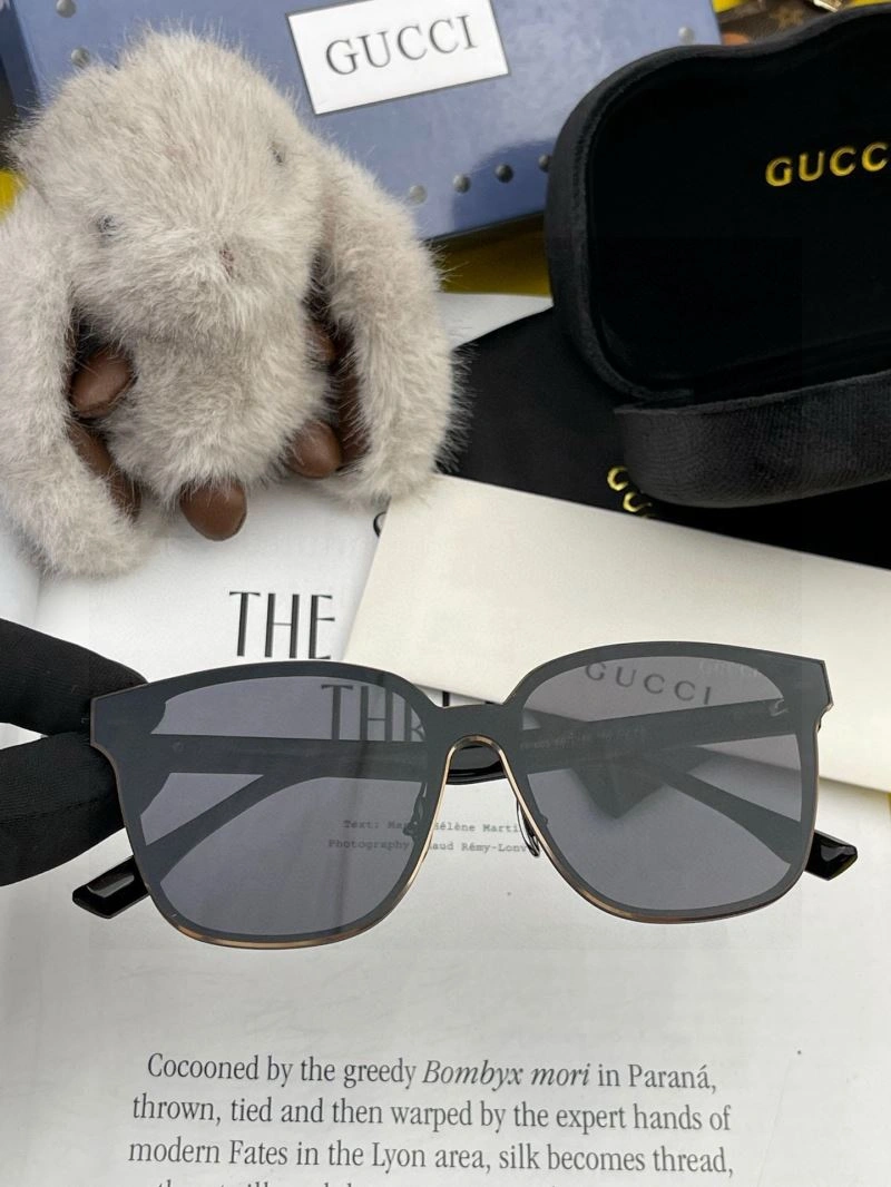 Gucci Sunglasses AllSeason 279580