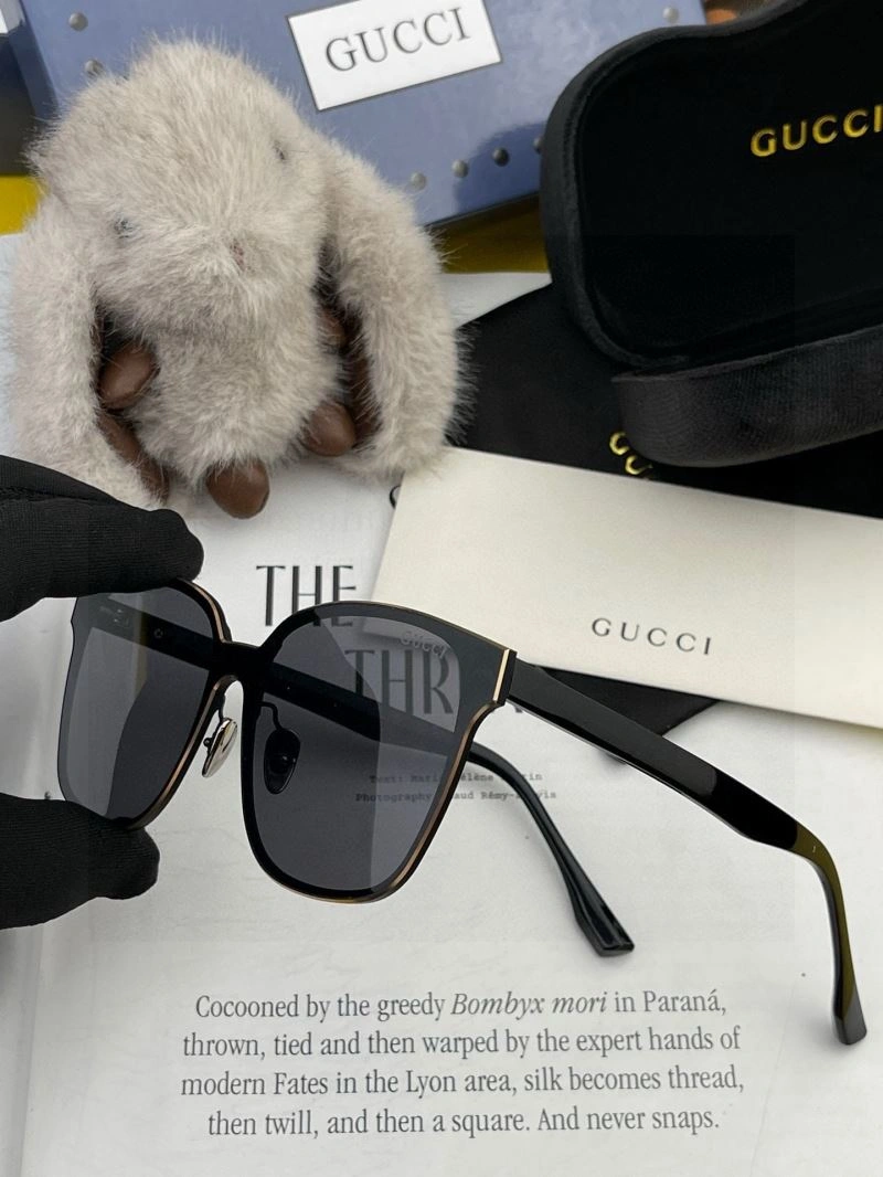 Gucci Sunglasses AllSeason 279580