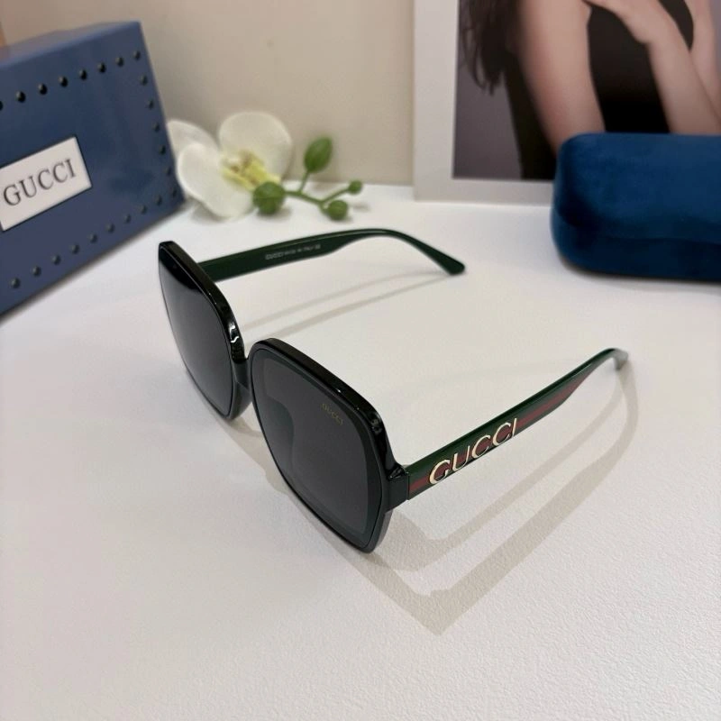 Breathable Gucci Sunglasses 279544