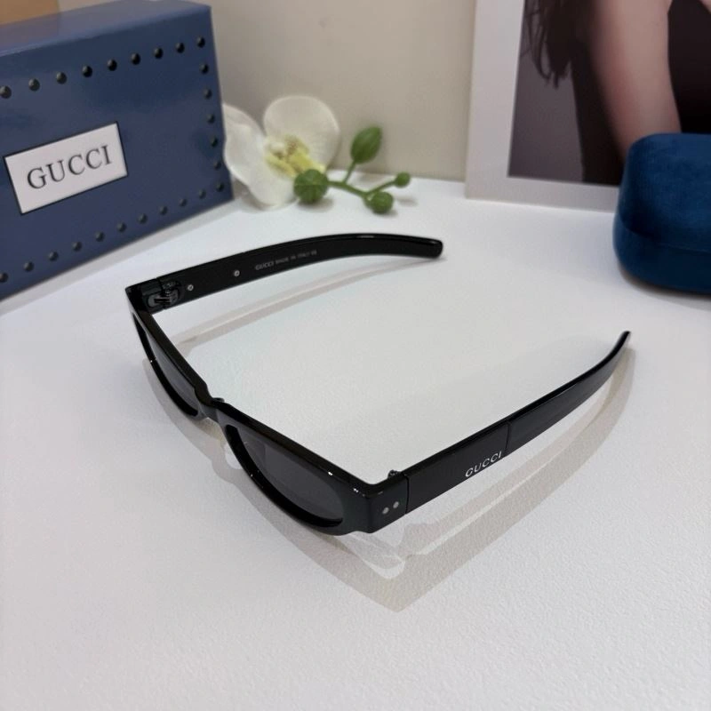 Classic Gucci Sunglasses 279547