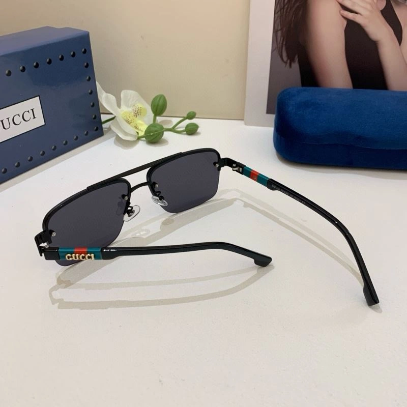 Gucci Sunglasses UrbanChic 279560