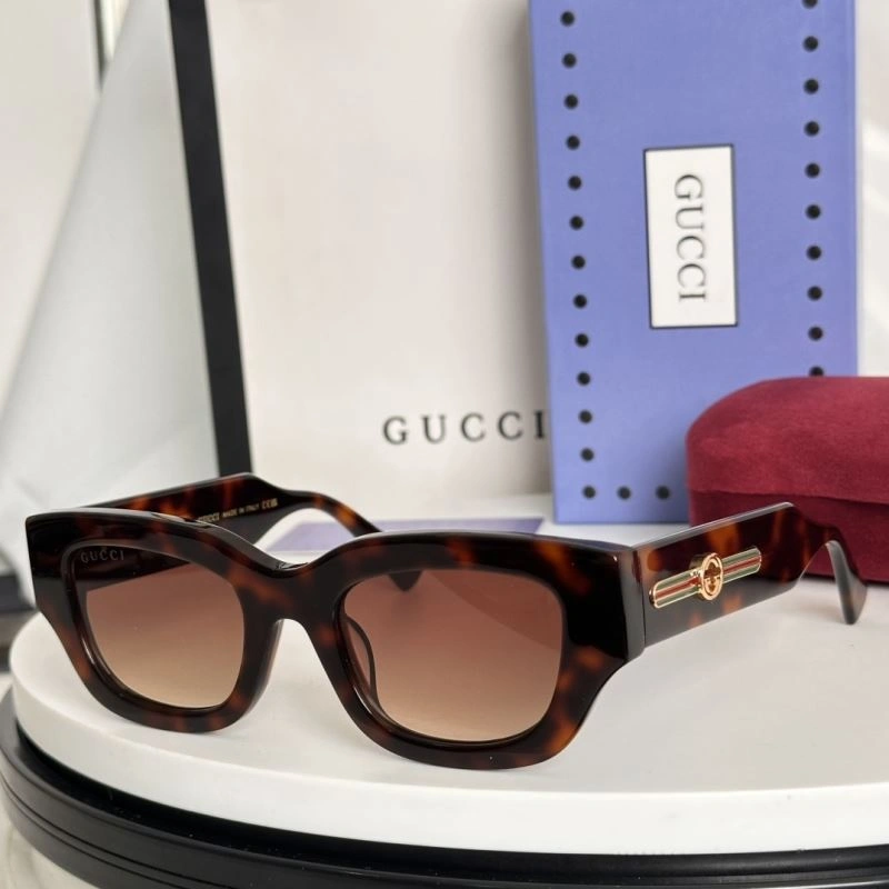 Gucci Sunglasses Trendsetting 279573