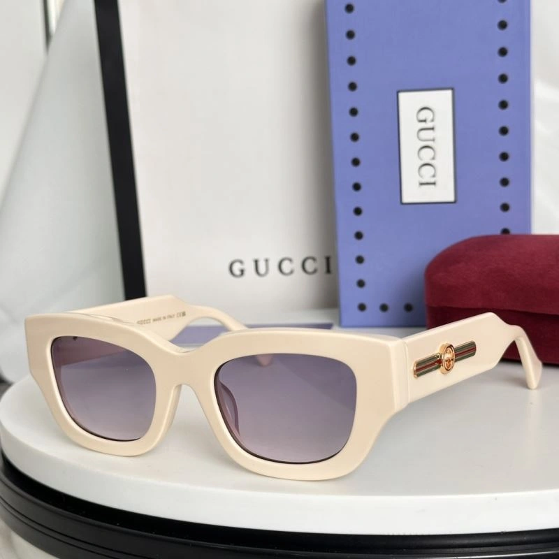 Gucci Sunglasses Trendsetting 279573