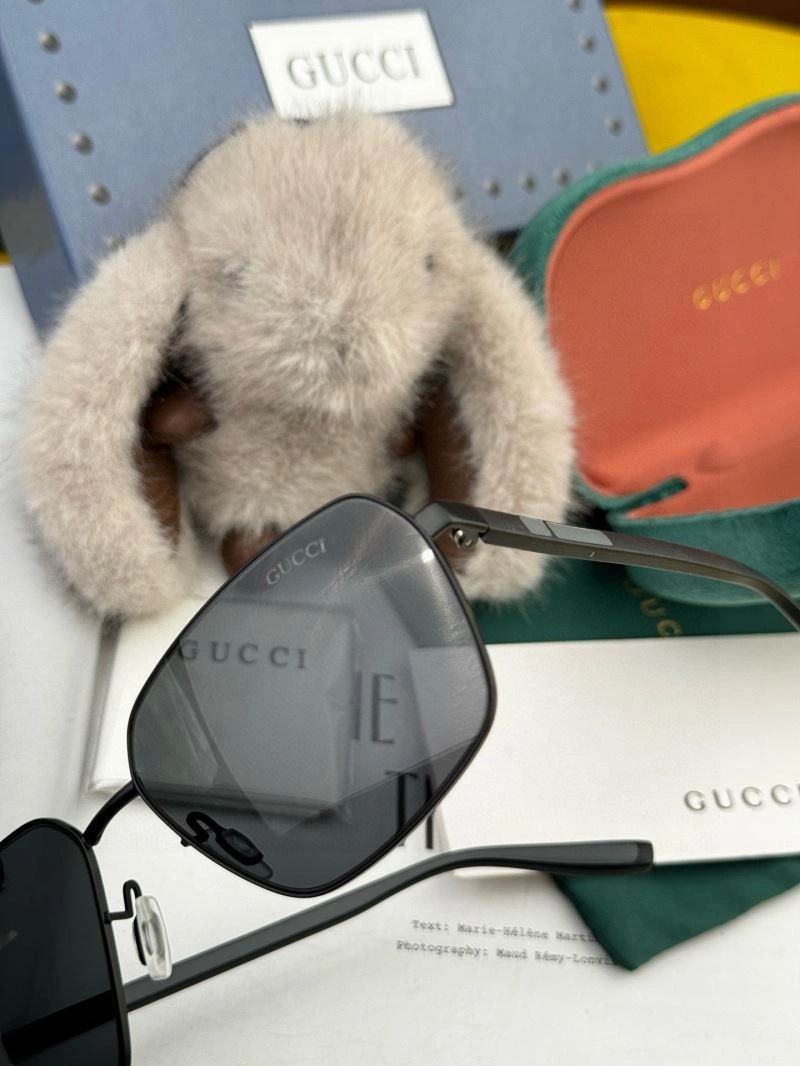 ComfortFit Gucci Sunglasses 279565