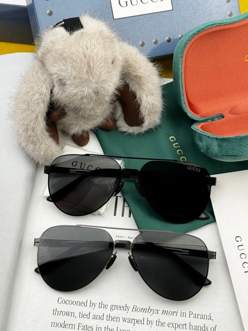 Gucci Sunglasses ZipUp 279568