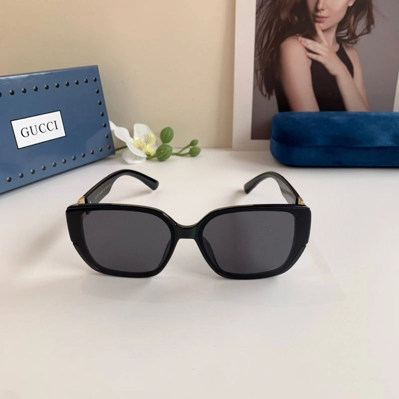 Comfortable Gucci Sunglasses 279543