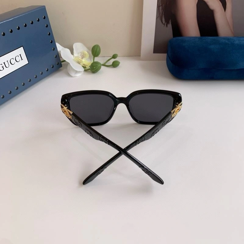 Comfortable Gucci Sunglasses 279543