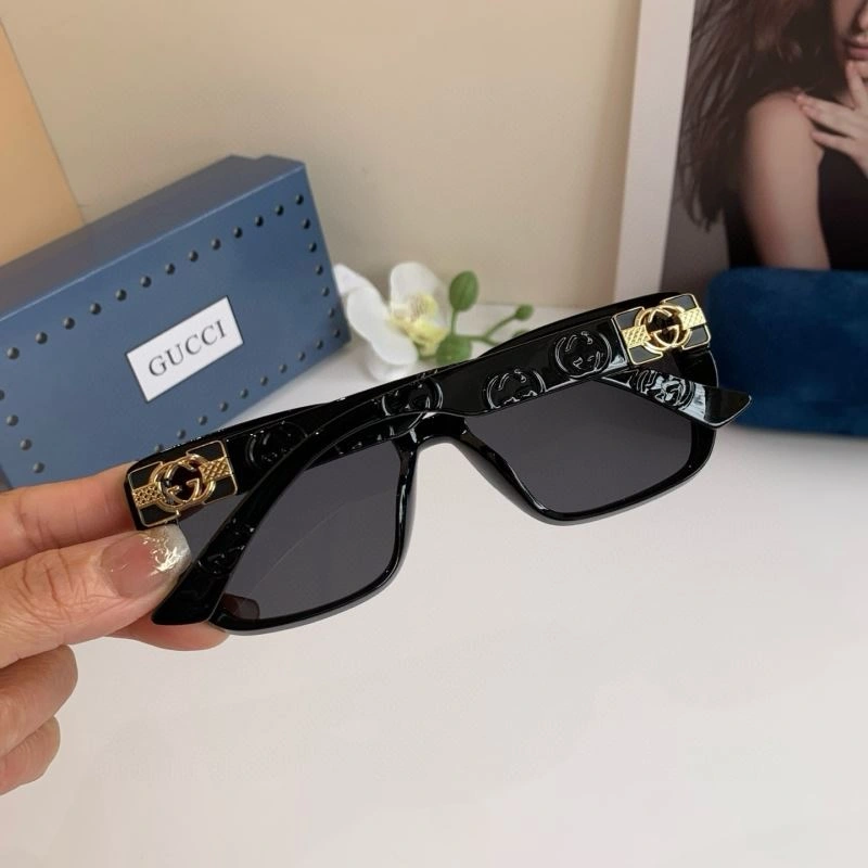 Comfortable Gucci Sunglasses 279543