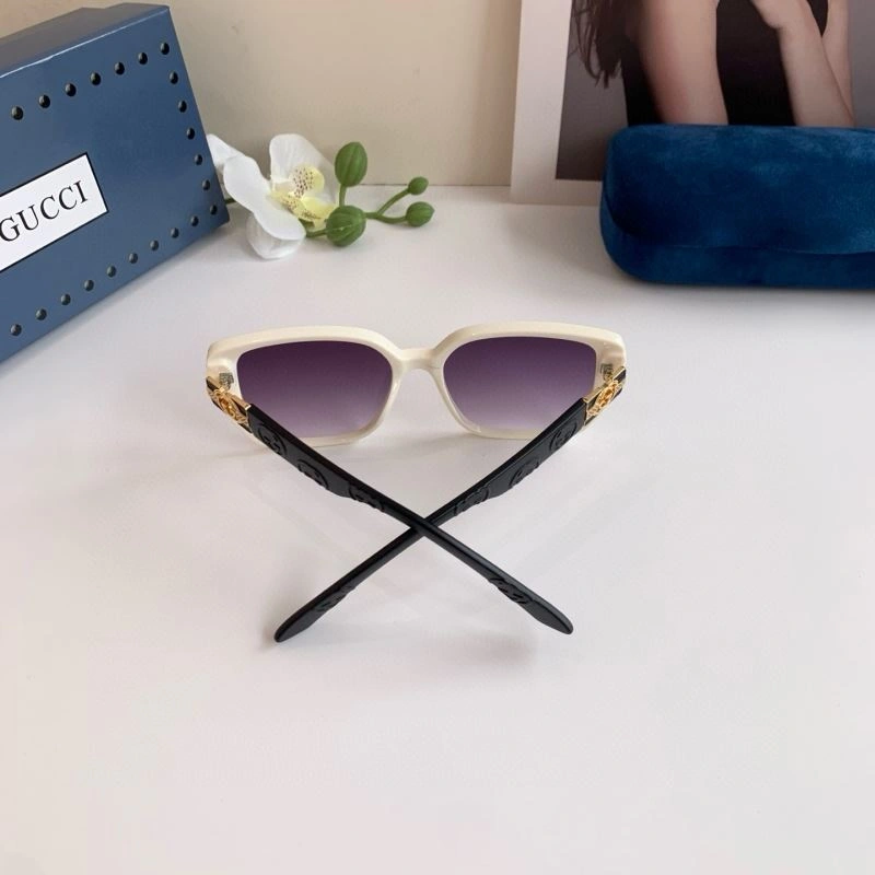 Gucci Sunglasses WaterResistant 279566