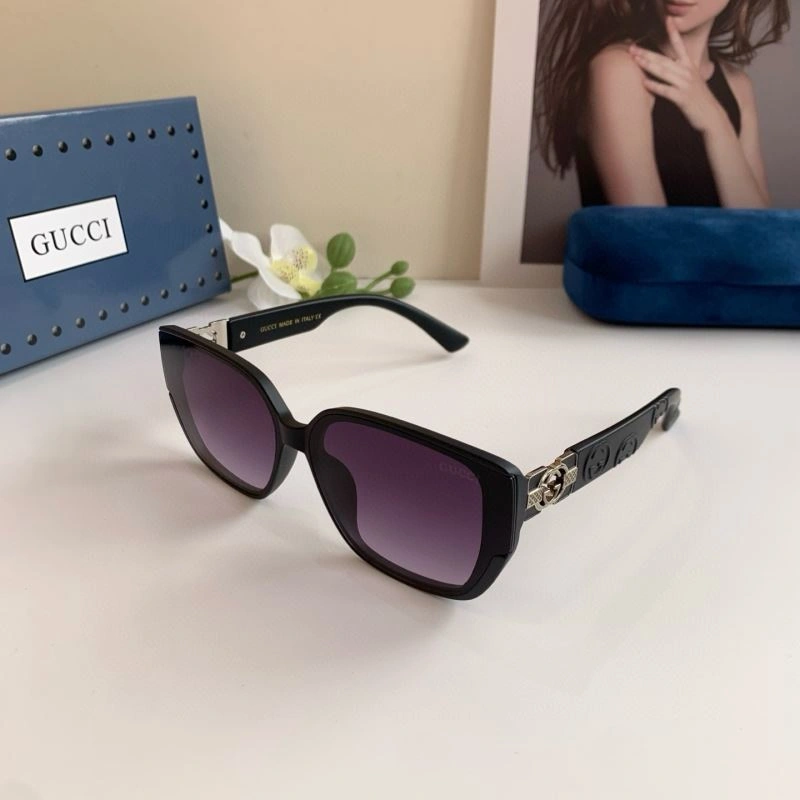 Gucci Sunglasses ComfortFit 279549