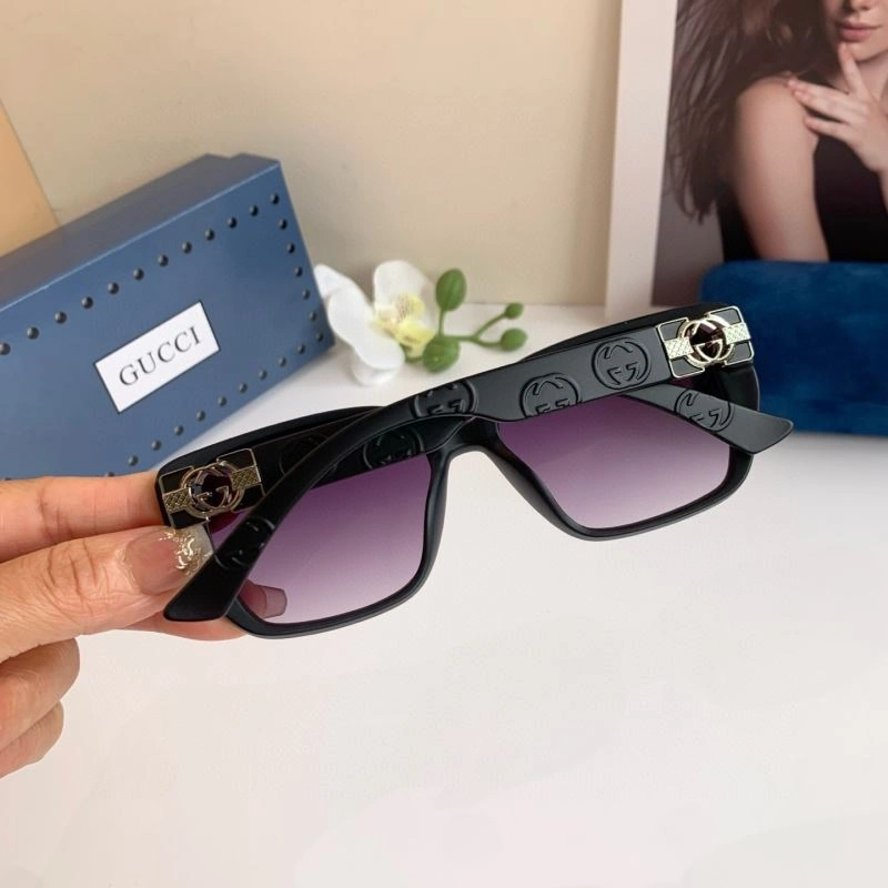 Gucci Sunglasses ComfortFit 279549