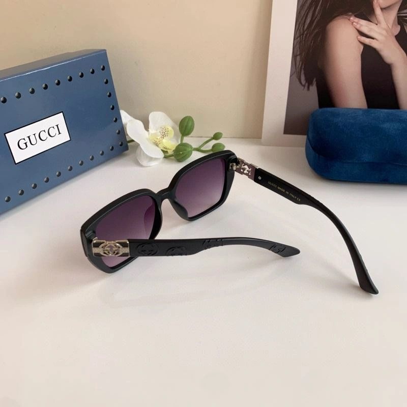 Gucci Sunglasses ComfortFit 279549