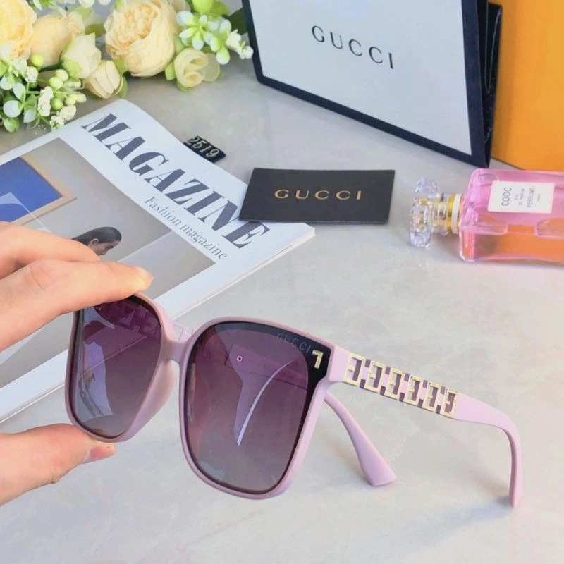 Resilient Gucci Sunglasses 279540