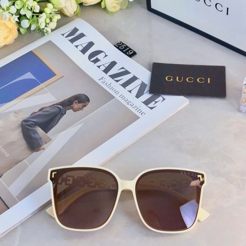 Resilient Gucci Sunglasses 279540