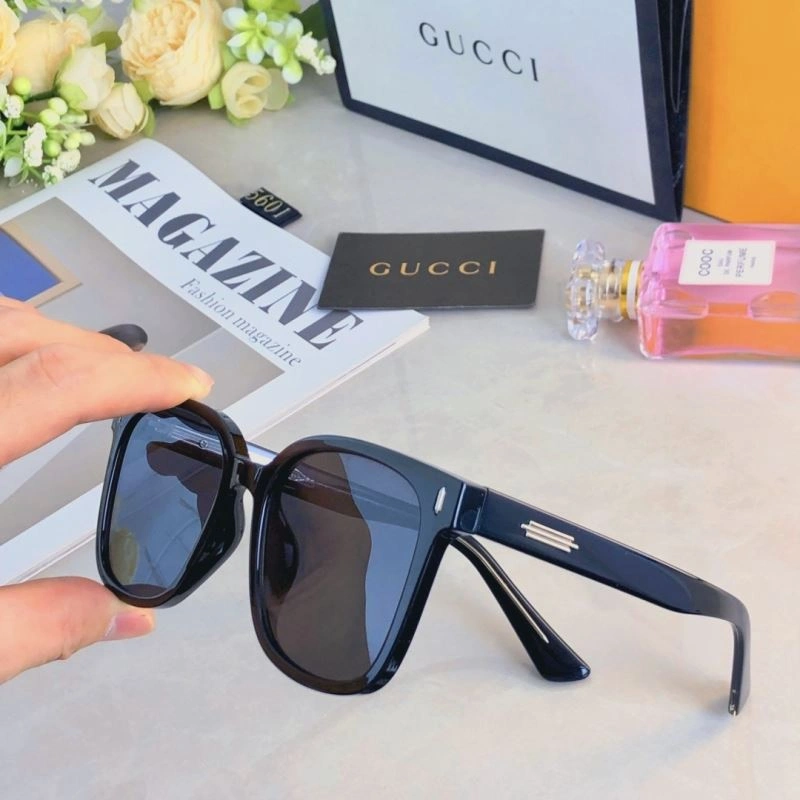 Gucci Sunglasses GoAnywhere 279541