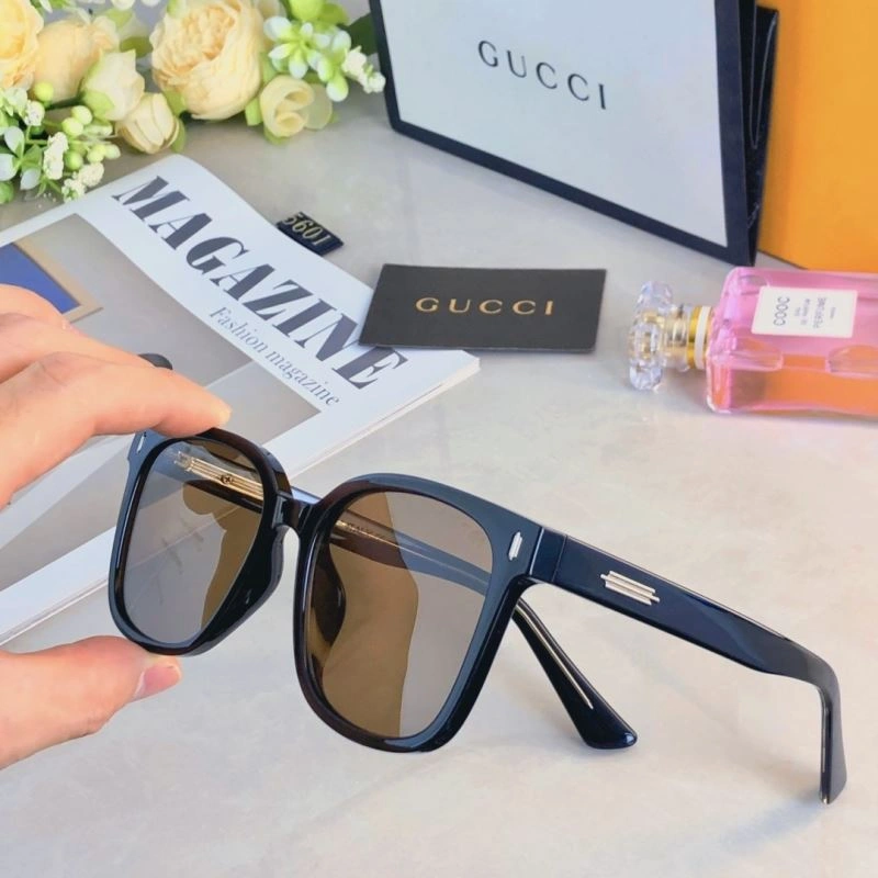 Gucci Sunglasses GoAnywhere 279541