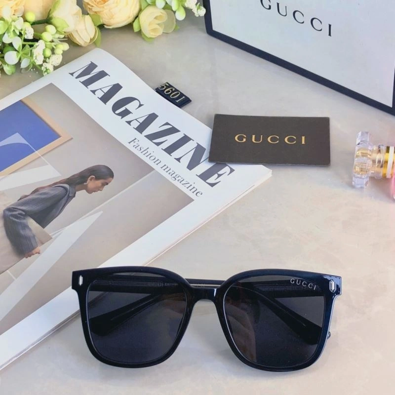 Gucci Sunglasses GoAnywhere 279541