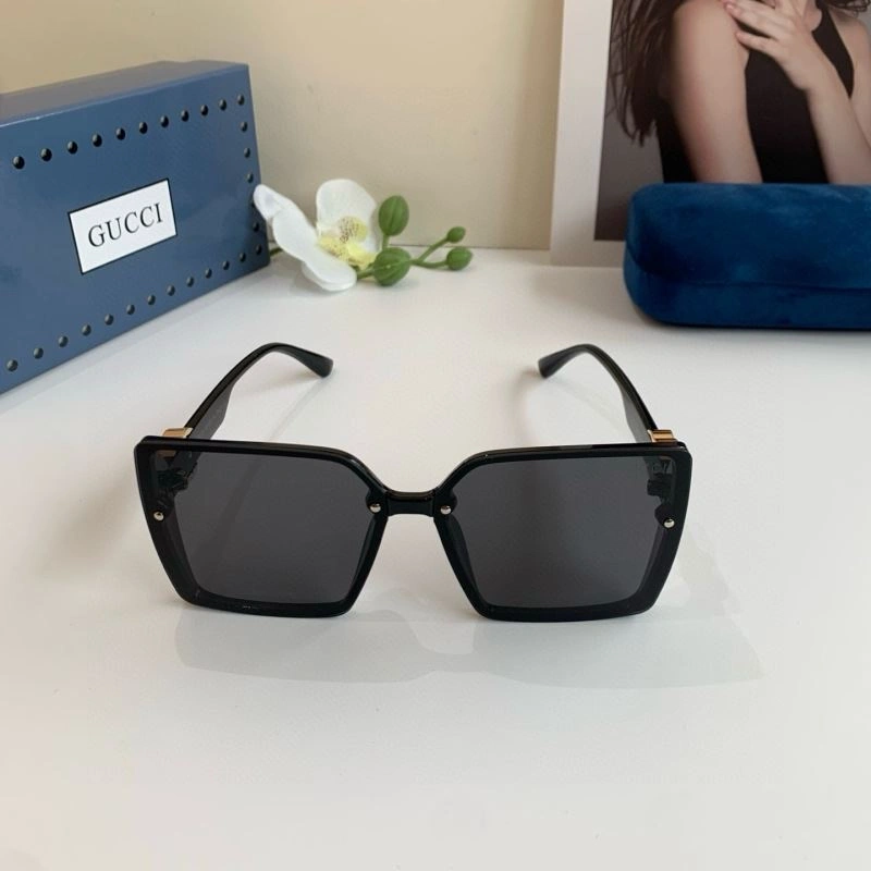 Stretchable Gucci Sunglasses 279539