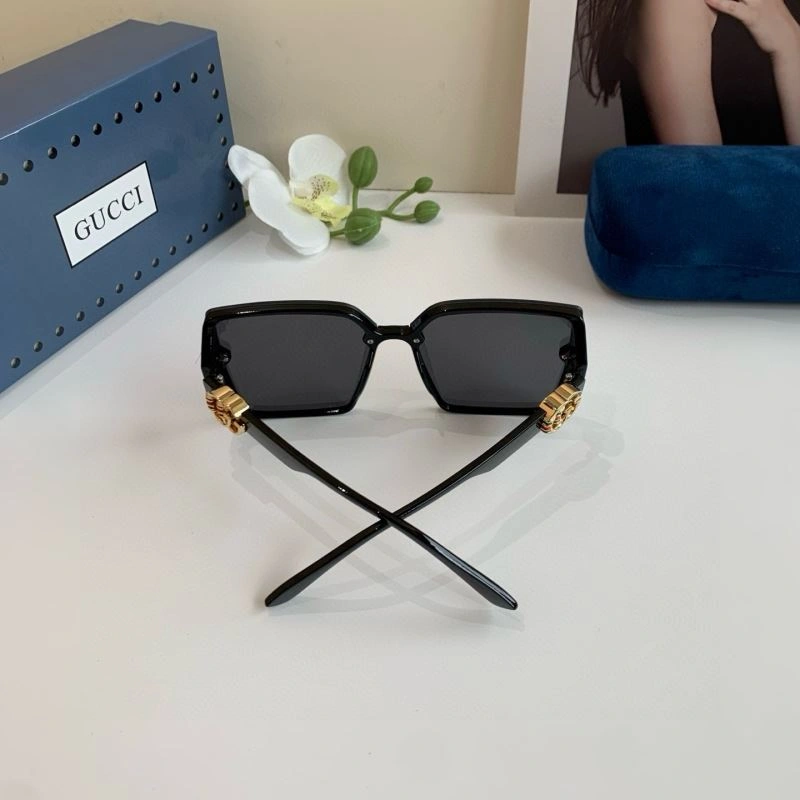 Stretchable Gucci Sunglasses 279539