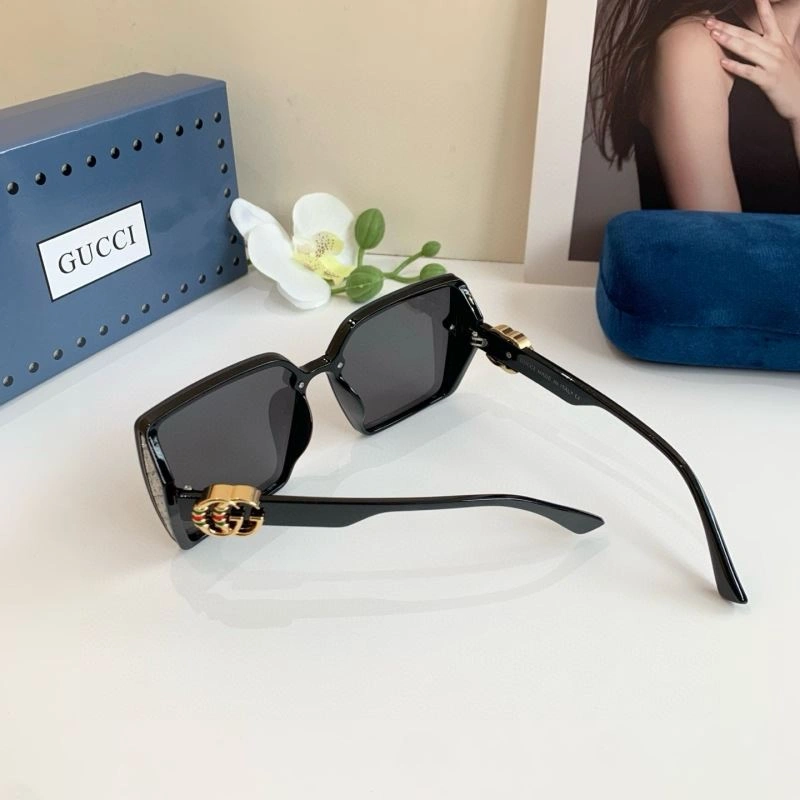 Stretchable Gucci Sunglasses 279539