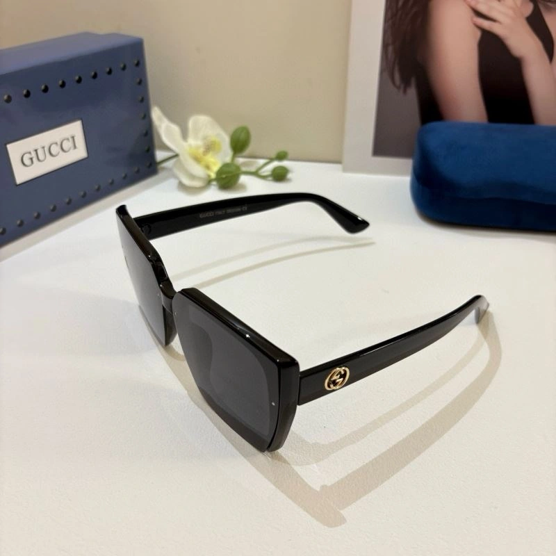 Durable Gucci Sunglasses 279536
