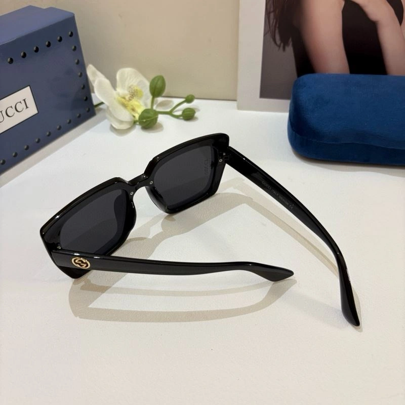 Durable Gucci Sunglasses 279536