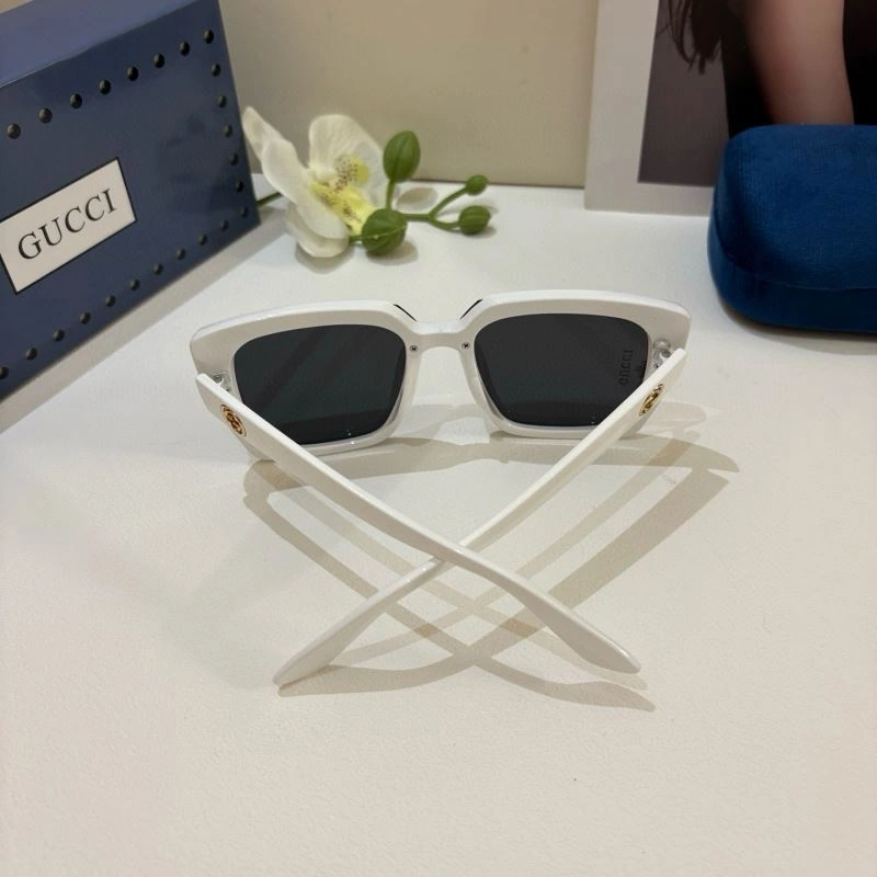 Fashionable Gucci Sunglasses 279535
