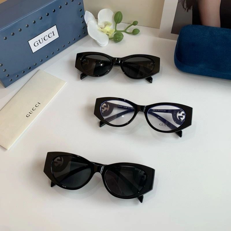 Minimalist Gucci Sunglasses 279533