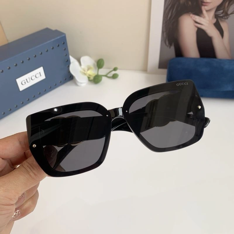 Gucci Sunglasses Durable 279531